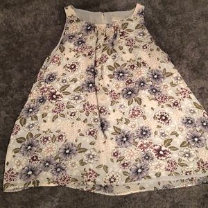 Pretty floral purple sleeveless blouse 💜